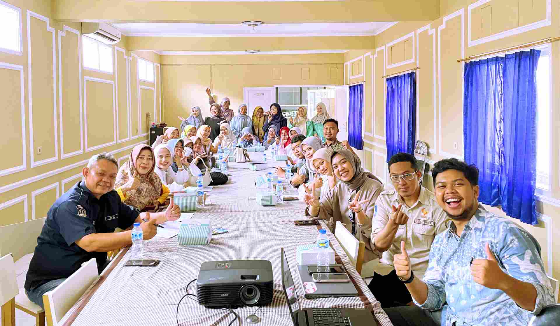 Guru BK Sumedang Tingkatkan Kompetensi di Ma'soem University