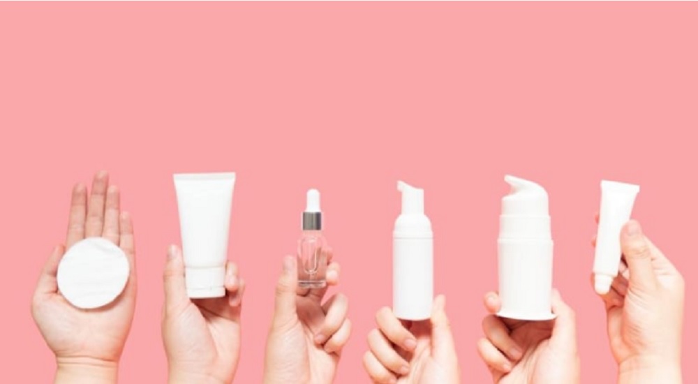 Urutan Pemakaian Skincare yang Tepat adalah Kunci Kulit Sehat dan Glowing Urutan Pemakaian Skincare yang Tepat adalah Kunci Kulit Sehat dan Glowing